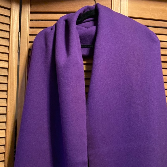 Vintage Heavy Wool Gaberdine Purple Shawl/Wrap with Fringed Hem - Picture 2 of 13